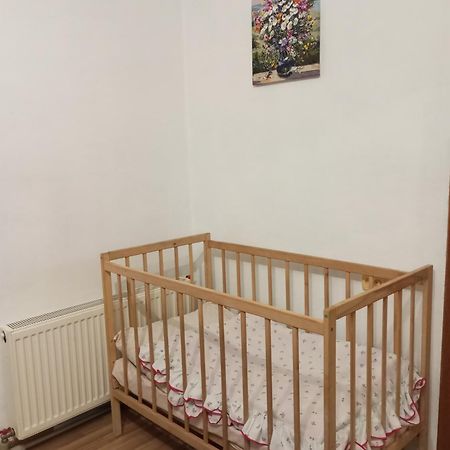 Apartamento Карпатські Ночі Чан На Території Yaremche Exterior foto