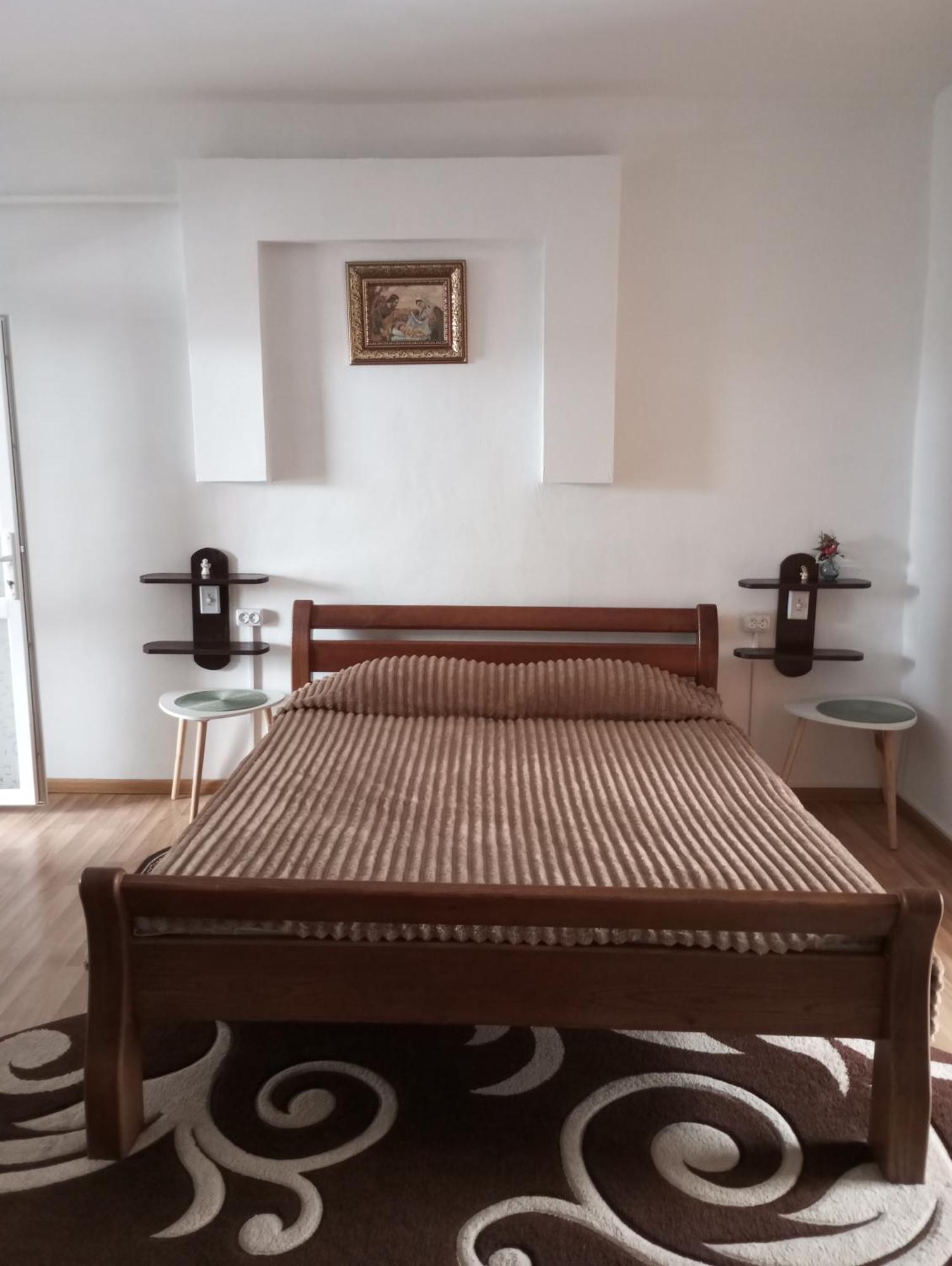 Apartamento Карпатські Ночі Чан На Території Yaremche Exterior foto
